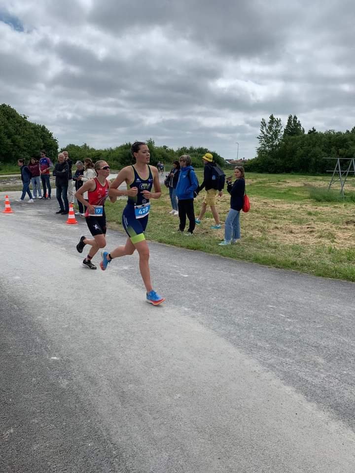 Nos triathlètes sur le podium aux Championnats de France, à Gravelines pour les jeunes et à Vichy sur le format L ! 2 FB IMG 1717925007710