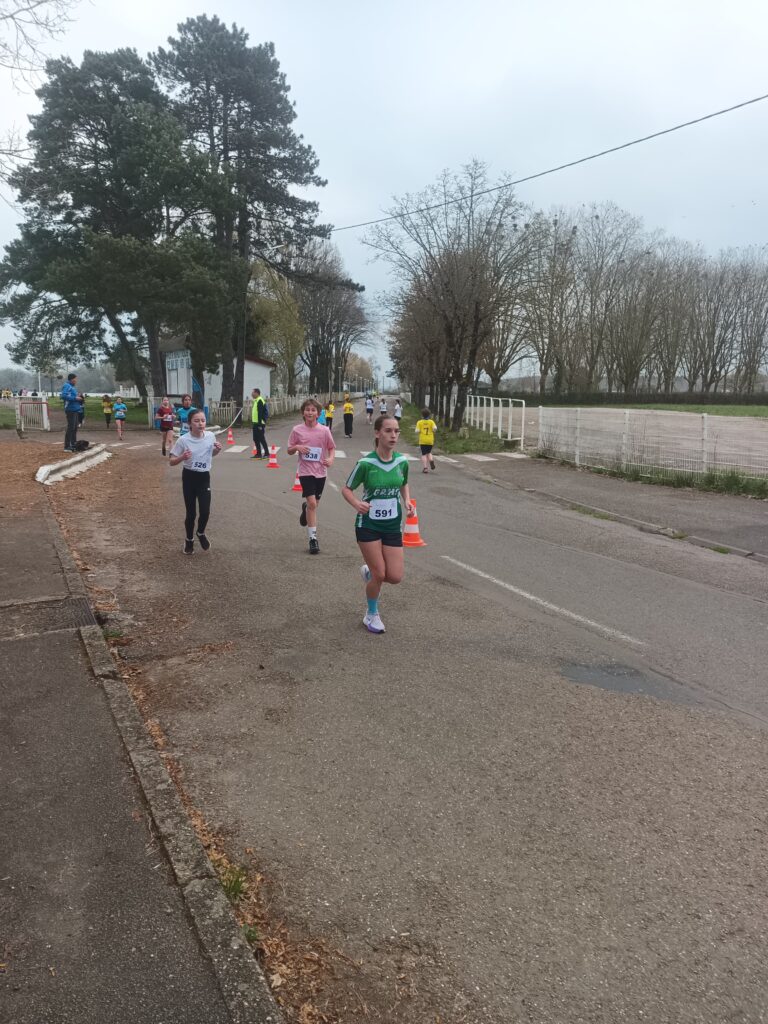 Les Boucles du Val de Saône 2026 : le GAHS en grande forme sur toutes les distances ! 2 WhatsApp Image 2026 03 22 at 20.16.41 1